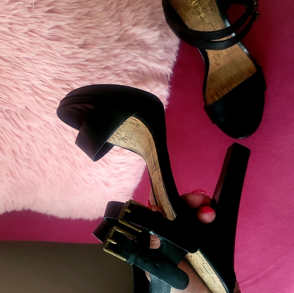 Ralph Lauren platform heels - Picture 4 of 6